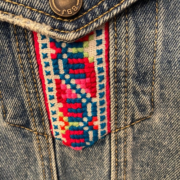 Embellished patchwork Embroidered Jean Jacket - Picture 4 of 5